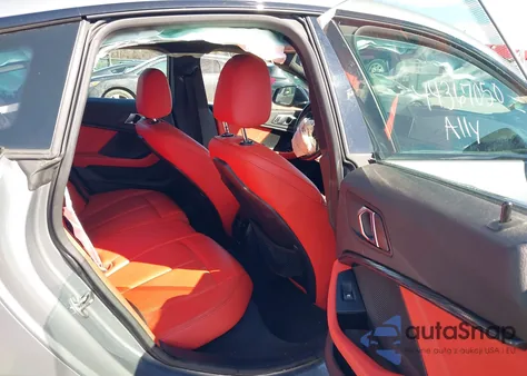 2022 BMW M235 Gran Coupe I xDrive z USA, uszkodzony, nr VIN WBA13AL05N7L04658